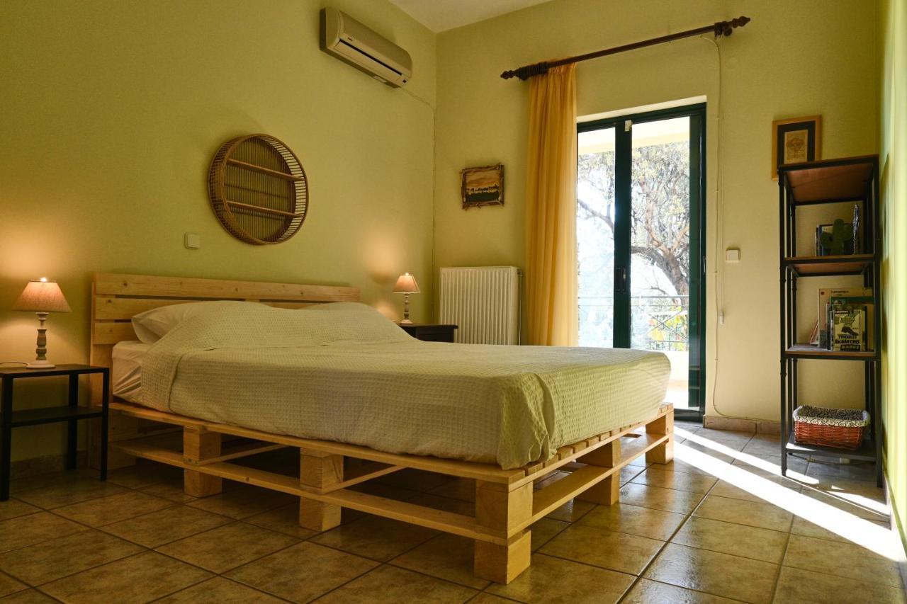 Kórfos Pavlos' Cottage With Beach View מראה חיצוני תמונה